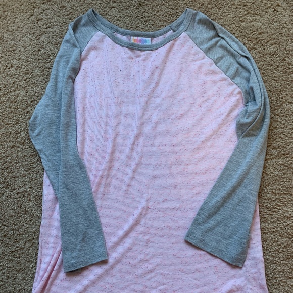 LulaRoe Randy top - Picture 1 of 2